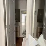 Elisabeth Apartmant Διαμέρισμα *